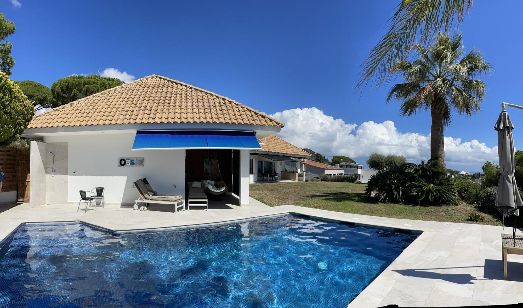 Palm Maresme - Suite With Bathroom And Terrasse With Ocean Views In A Private Villa Vilassar De Dalt Exteriör bild
